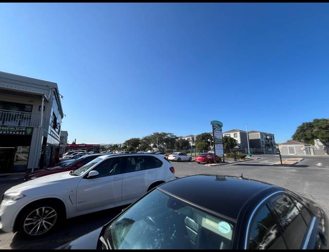 60M² BUSINESS TO LET IN PARKLANDS